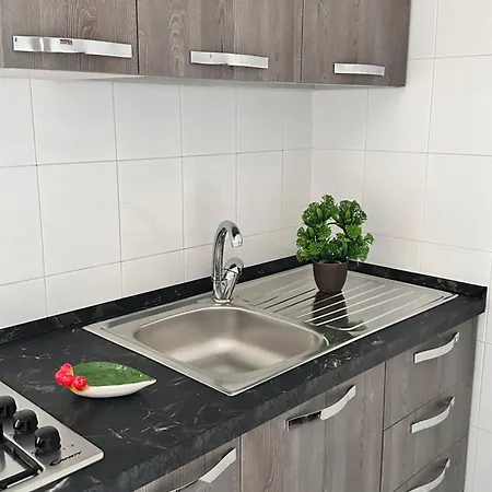 Pamir Apartment *